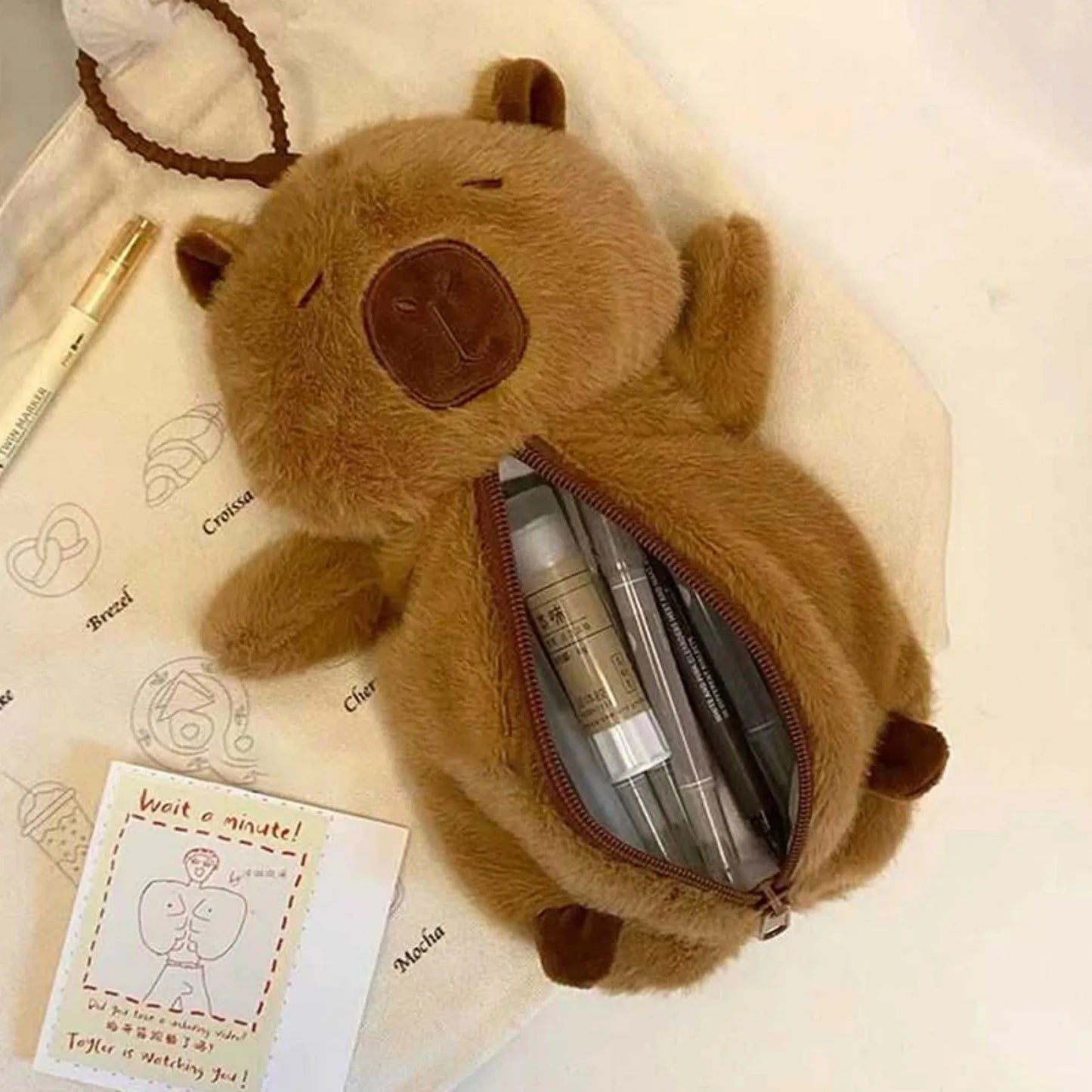 CAPYBARA ORGANIZER