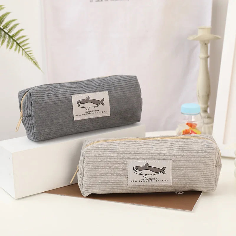 SHARK POUCH